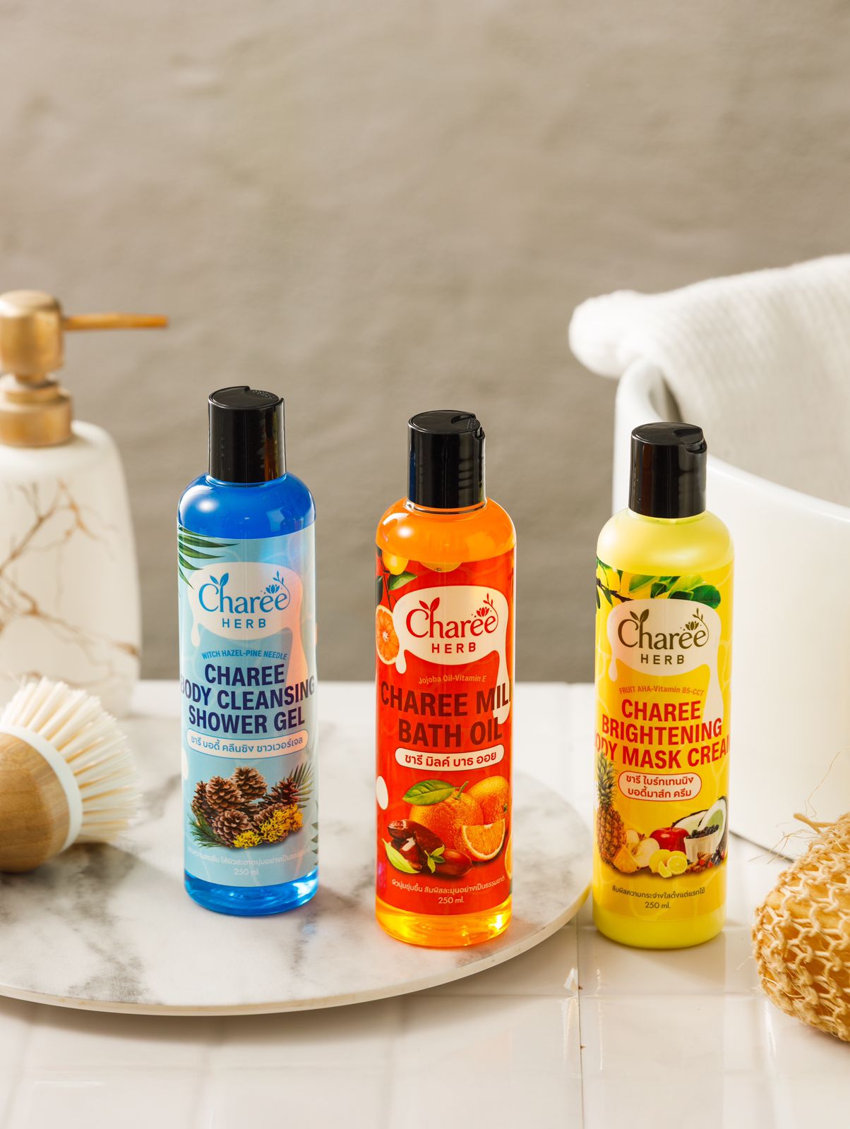 Charee Milk Bath Oil product bottle